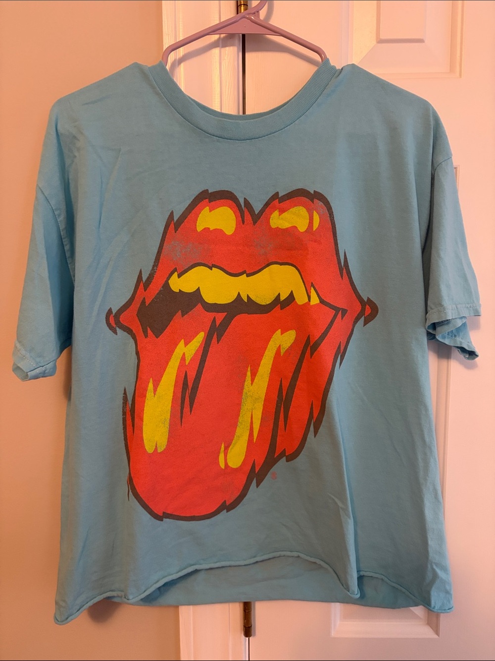 Light Blue Graphic Tee with Red & Yellow Tongue Print Rolling Stones